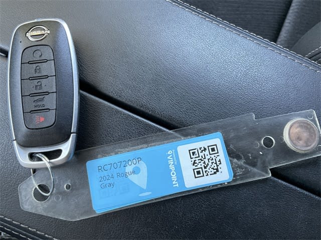 Thumbnail: 2024 Nissan Rogue - 15