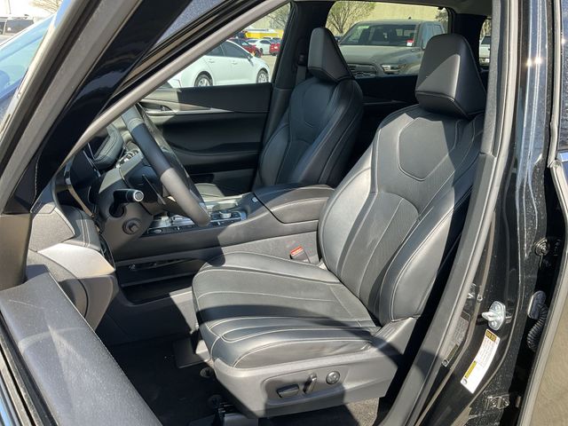 Thumbnail: 2023 INFINITI QX60 - 8