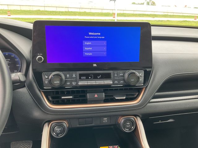 Thumbnail: 2024 Toyota Grand Highlander - 13