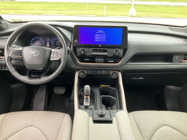 Thumbnail: 2024 Toyota Grand Highlander - 8