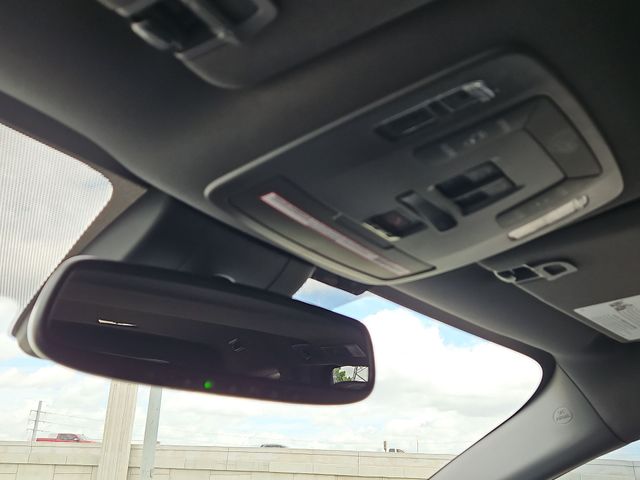 Thumbnail: 2021 Toyota Sienna - 31
