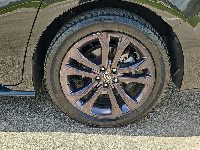 Thumbnail: 2021 Toyota Sienna - 6