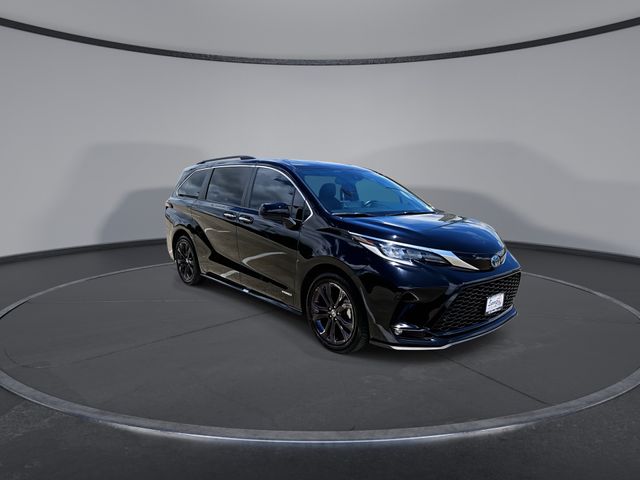 Thumbnail: 2021 Toyota Sienna - 5