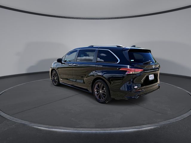 Thumbnail: 2021 Toyota Sienna - 19