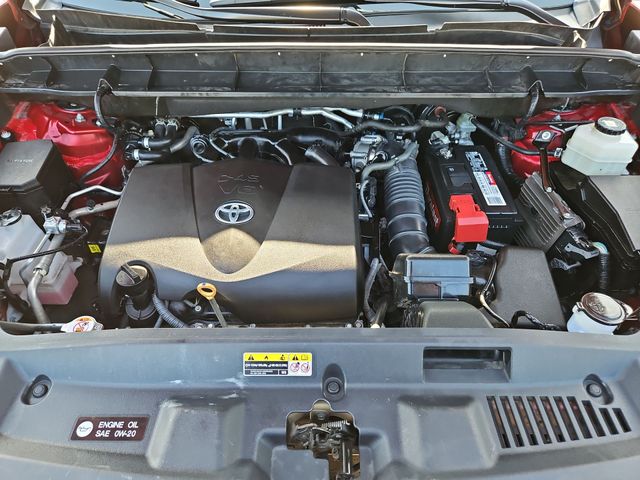 Thumbnail: 2021 Toyota Highlander - 8