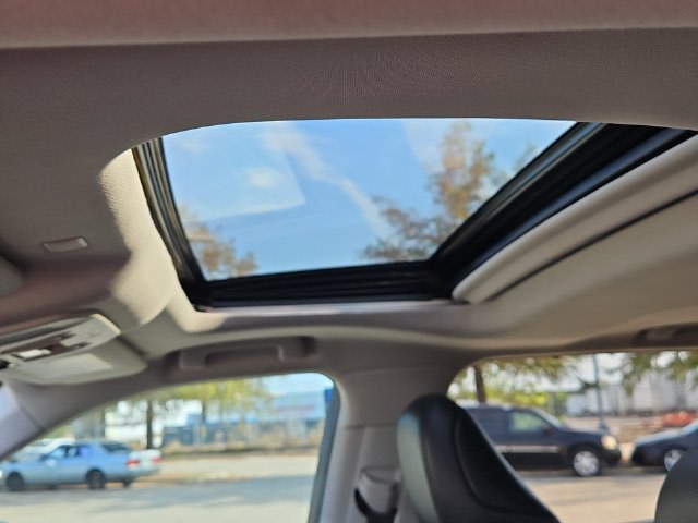 Thumbnail: 2021 Toyota Highlander - 25