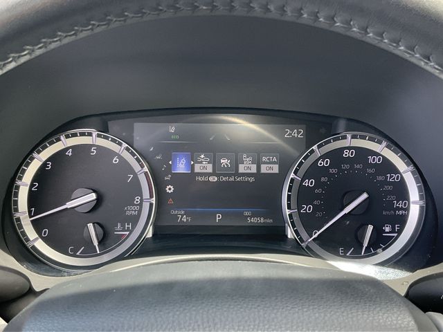 Thumbnail: 2022 Toyota Highlander - 14