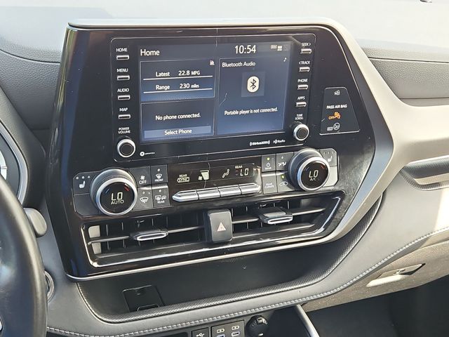 Thumbnail: 2022 Toyota Highlander - 14