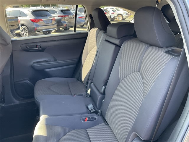 2023 Toyota Highlander L 23