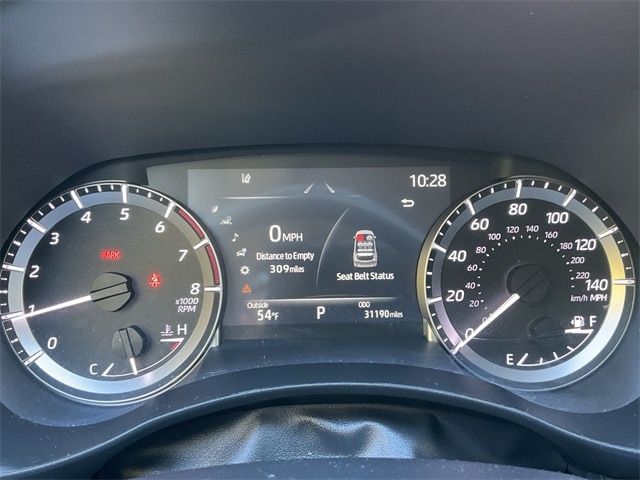 Thumbnail: 2023 Toyota Highlander - 14