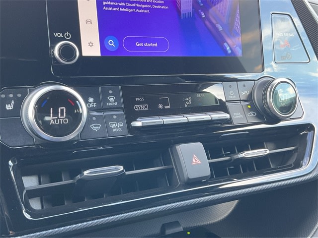 Thumbnail: 2024 Toyota Highlander - 29