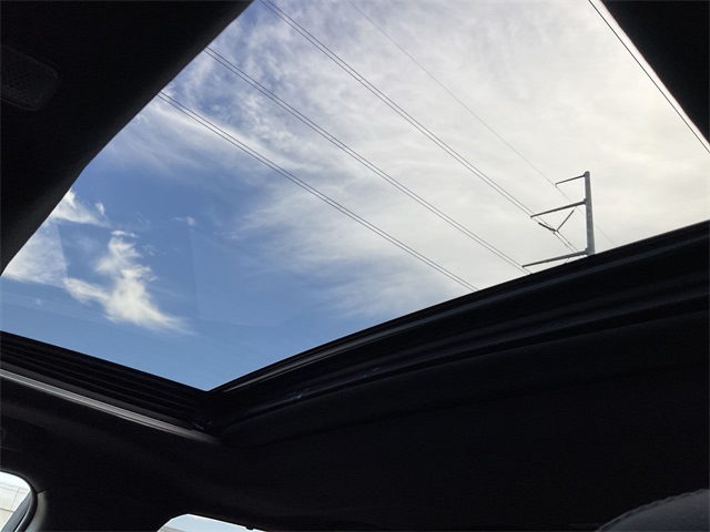 Thumbnail: 2024 Toyota Highlander - 25