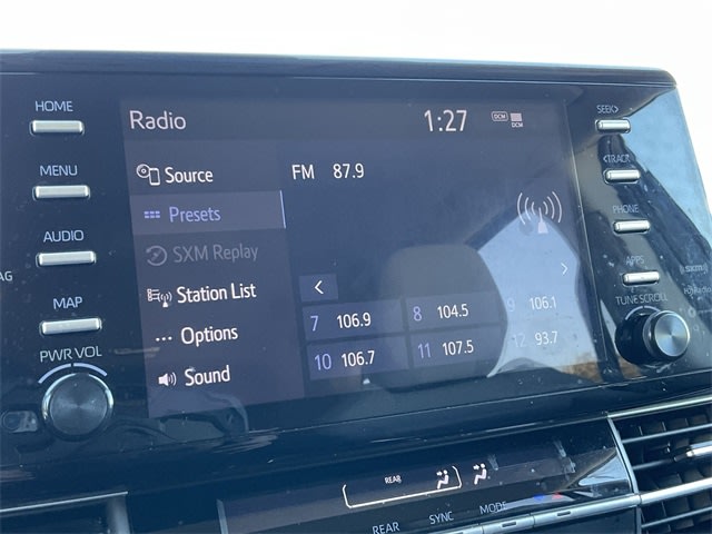 Thumbnail: 2021 Toyota Sienna - 8