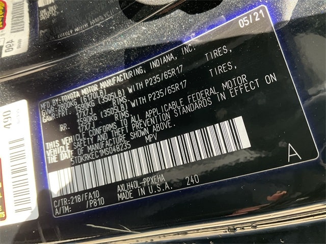 Thumbnail: 2021 Toyota Sienna - 12