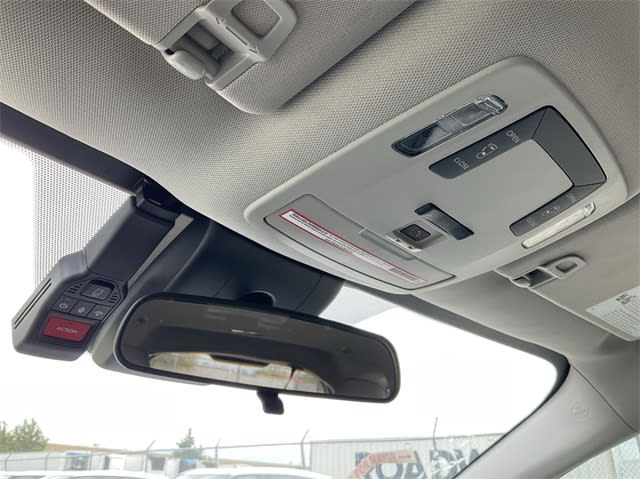 2024 Toyota Sienna LE 28