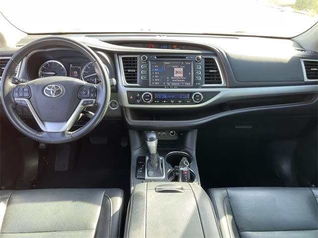 2019 Toyota Highlander XLE 8