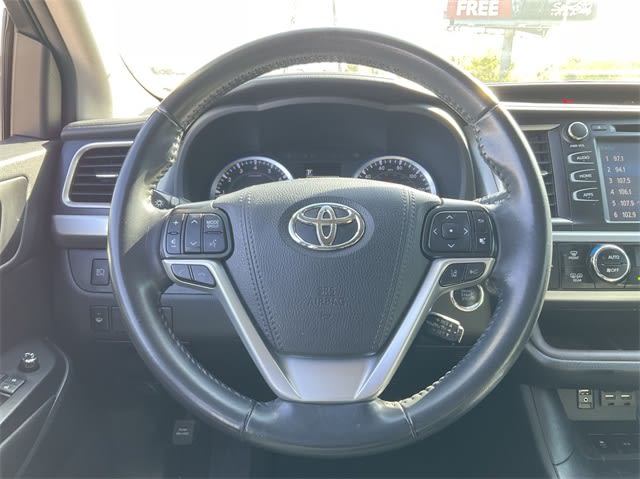 2019 Toyota Highlander XLE 12