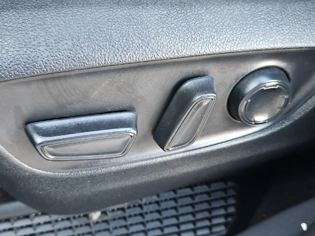Thumbnail: 2022 Toyota Sienna - 24