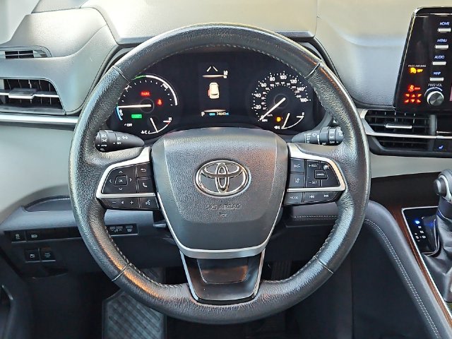Thumbnail: 2022 Toyota Sienna - 13