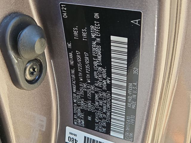 Thumbnail: 2021 Toyota Sienna - 18