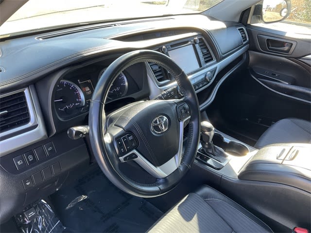 2018 Toyota Highlander Plus 2