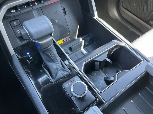 Thumbnail: 2025 Toyota Tundra - 13