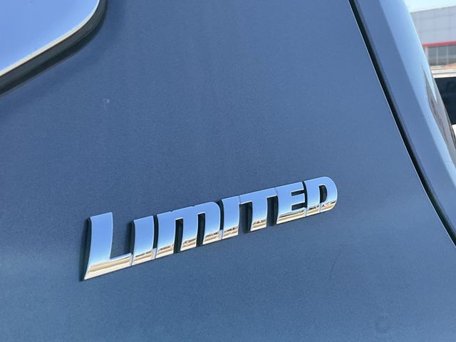 Thumbnail: 2025 Toyota Tundra - 5