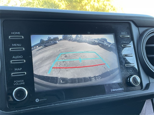 Thumbnail: 2020 Toyota Tacoma - 16