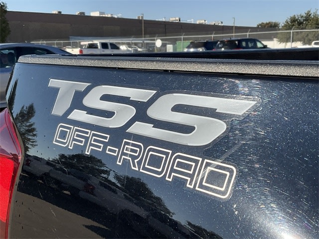 Thumbnail: 2020 Toyota Tacoma - 15