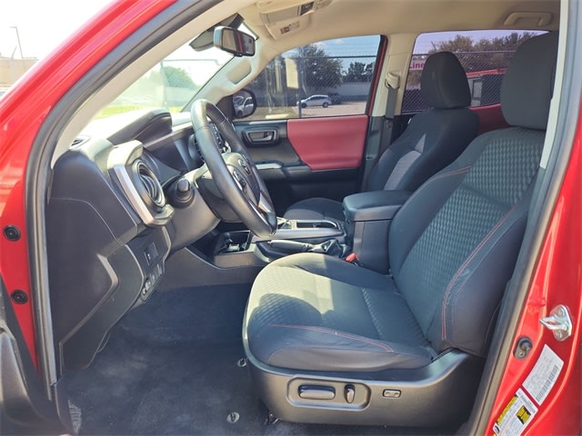 2021 Toyota Tacoma SR5 8