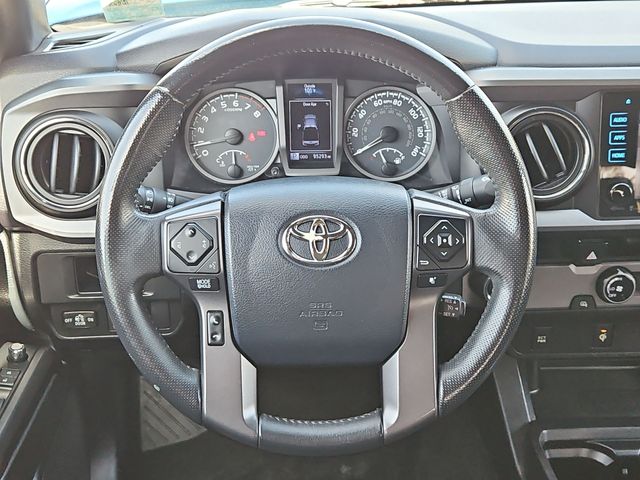 Thumbnail: 2017 Toyota Tacoma - 13