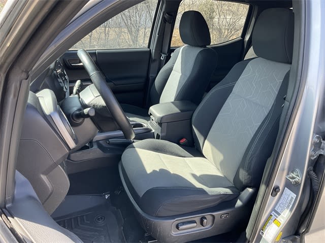 2021 Toyota Tacoma TRD Off-Road 8