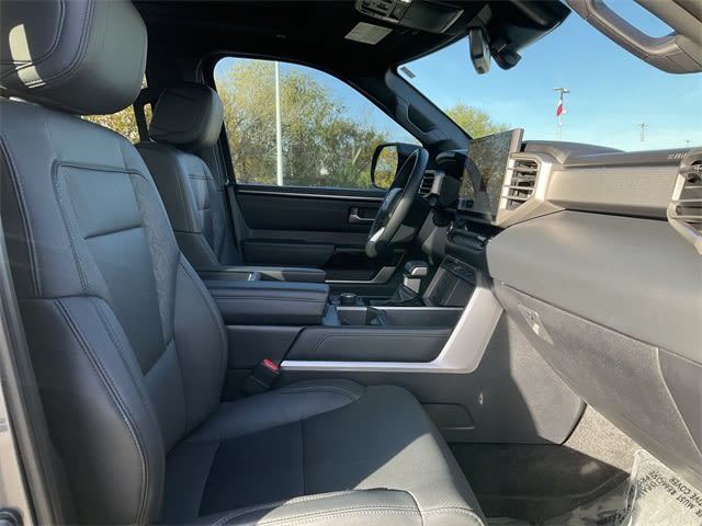 Thumbnail: 2025 Toyota Tundra - 9