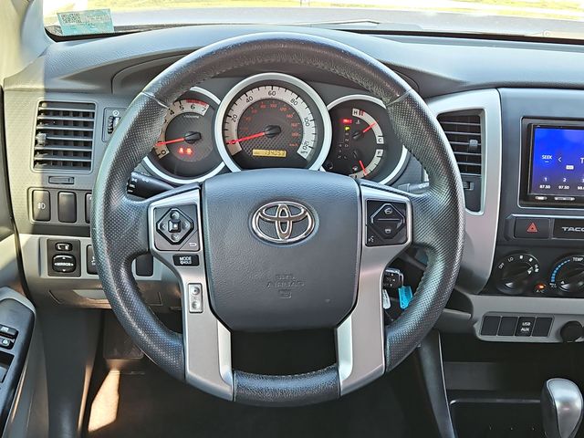 Thumbnail: 2015 Toyota Tacoma - 13