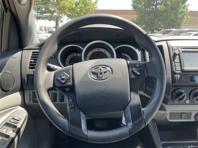 Thumbnail: 2015 Toyota Tacoma - 11
