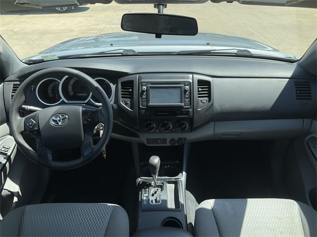 Thumbnail: 2015 Toyota Tacoma - 7