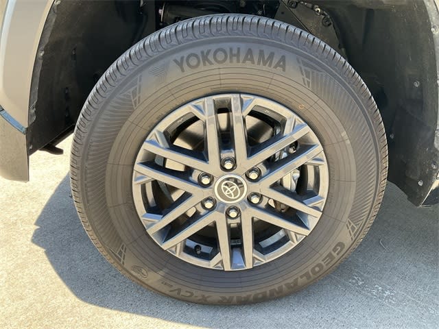 2024 Toyota Tundra SR5 5