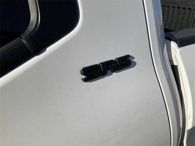 Thumbnail: 2025 Toyota Tundra - 23