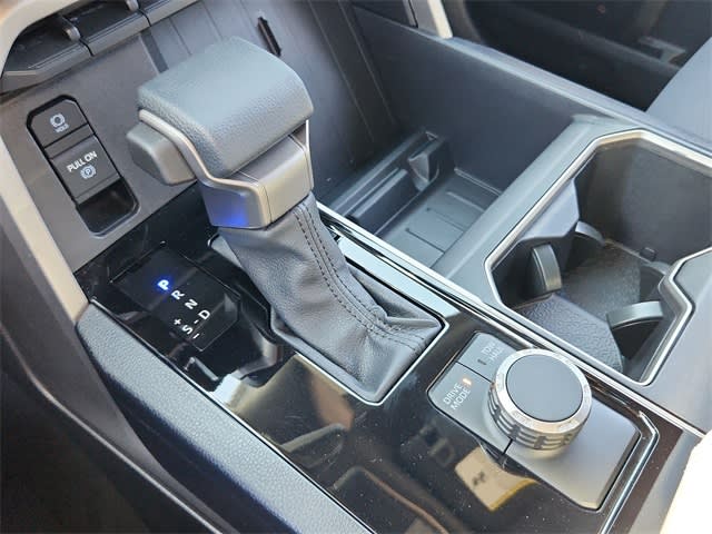 Thumbnail: 2025 Toyota Tundra - 14