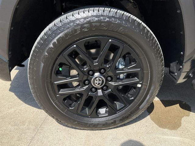Thumbnail: 2026 Toyota Tundra - 6