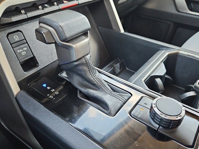 Thumbnail: 2022 Toyota Tundra - 6