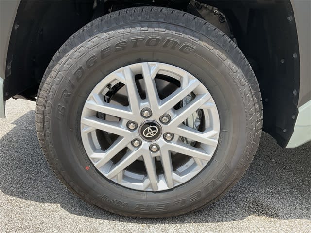 Thumbnail: 2025 Toyota Tundra - 6