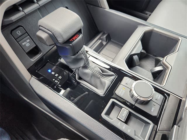 Thumbnail: 2025 Toyota Tundra - 16