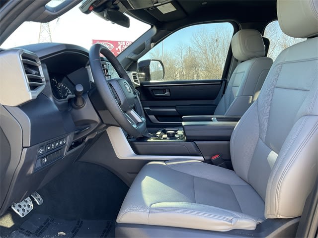 Thumbnail: 2025 Toyota Tundra - 9