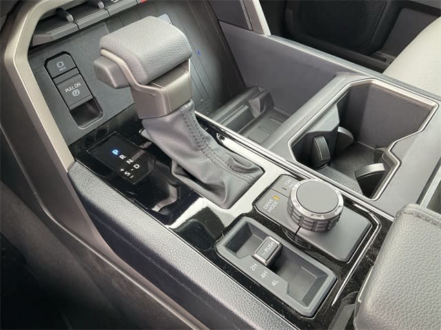 Thumbnail: 2025 Toyota Tundra - 14