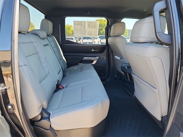 Thumbnail: 2025 Toyota Tundra - 25