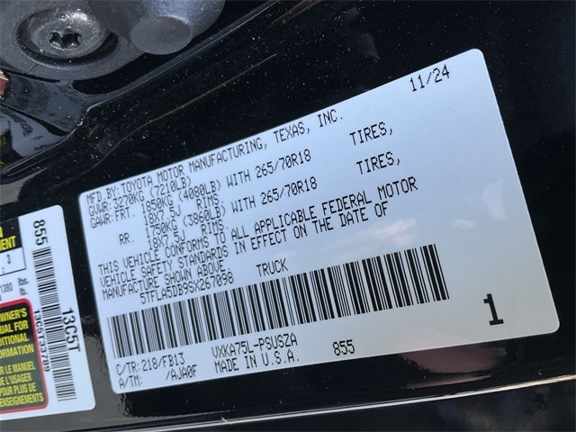 Thumbnail: 2025 Toyota Tundra - 16