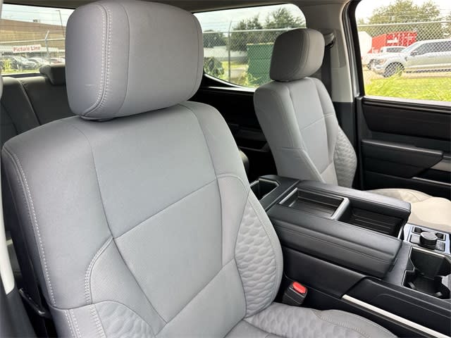 Thumbnail: 2024 Toyota Tundra - 10