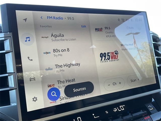 Thumbnail: 2025 Toyota Tundra - 13