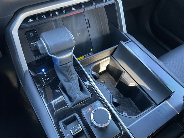 Thumbnail: 2025 Toyota Tundra - 14